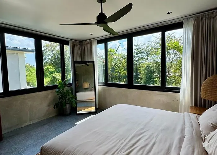 Rasmia Villa Uluwatu (Bali)