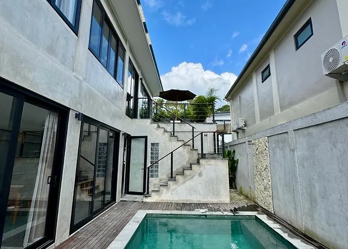 Rasmia Villa Uluwatu (Bali)