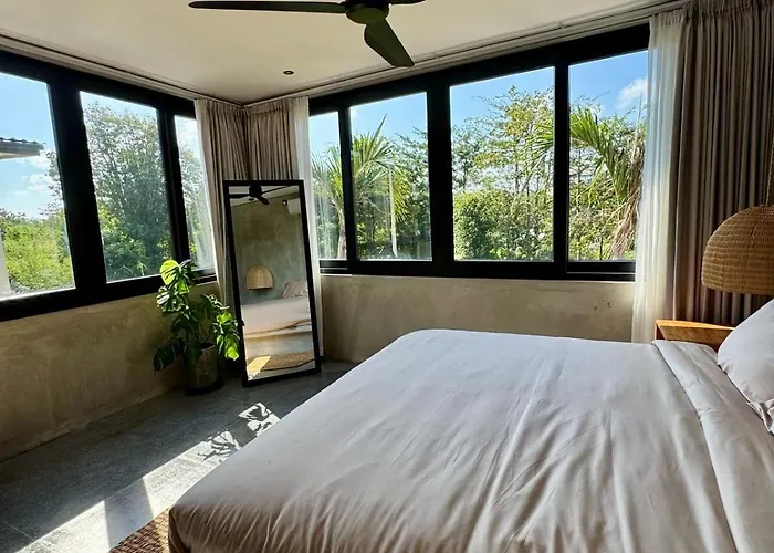 Rasmia * Uluwatu (Bali)